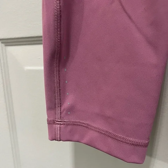 Lululemon Athletica Swift Speed High-Rise Tight Mauve sz 12 - Picture 3 of 10